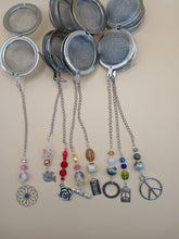 Load image into Gallery viewer, Beaded Tea Infusers - Lively Accents