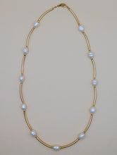 Load image into Gallery viewer, Elegant Pearl Necklace - Lively Accents